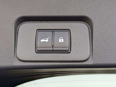 New 2025 Nissan Rogue Platinum w/ Platinum Premium Package image 14