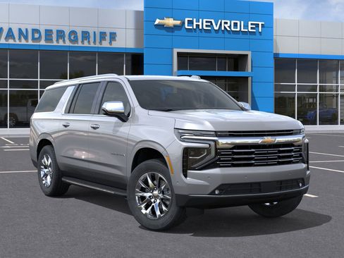 New 2026 Chevrolet Suburban Premier image 32