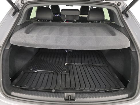 Used 2023 Audi Q4 e-tron Prestige AWD/4WD image 14