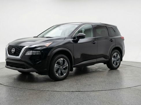 Used 2025 Nissan Rogue SV FWD image 3