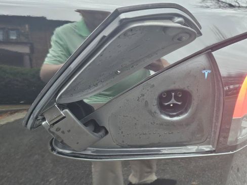 Used 2024 Tesla Model S Plaid image 21