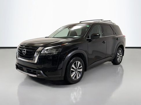 Used 2024 Nissan Pathfinder SL w/ Cargo Package AWD/4WD image 5