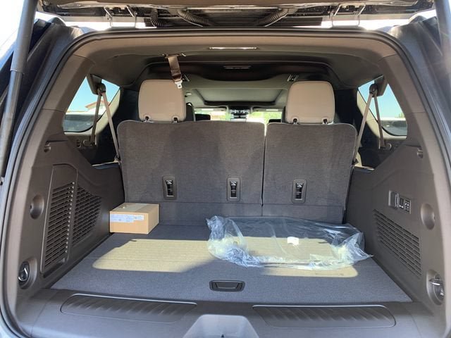 New 2026 GMC Yukon XL Elevation w/ Elevation Premium Package AWD/4WD image 10