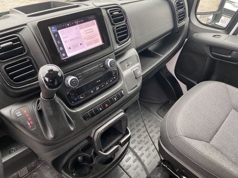 Used 2025 RAM ProMaster 1500 FWD image 16