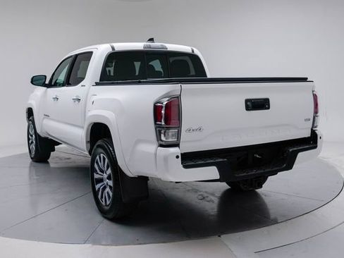 Used 2021 Toyota Tacoma Limited image 3