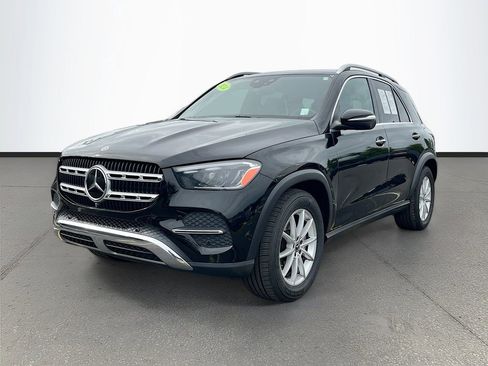 Used 2024 Mercedes-Benz GLE 350 4MATIC w/ 3rd Row Seat Package image 3