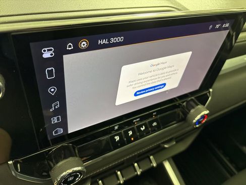 Used 2024 Chevrolet Colorado LT RWD image 36