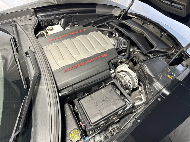 Used 2019 Chevrolet Corvette Stingray Coupe w/ Battery Protection Package RWD image 25