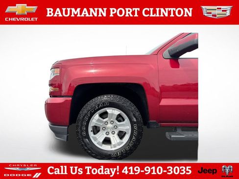 Used 2018 Chevrolet Silverado 1500 LT w/ All Star Edition AWD/4WD image 27