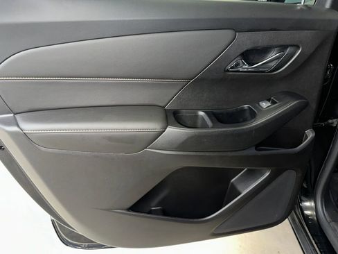 Used 2019 Chevrolet Traverse LS w/ LPO, Blackout Package FWD image 15