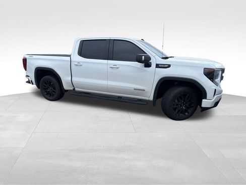 Used 2024 GMC Sierra 1500 Elevation w/ Elevation Premium Package image 3