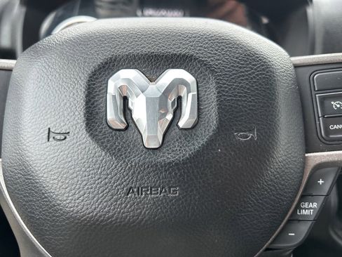 Used 2022 RAM 3500 Tradesman image 18