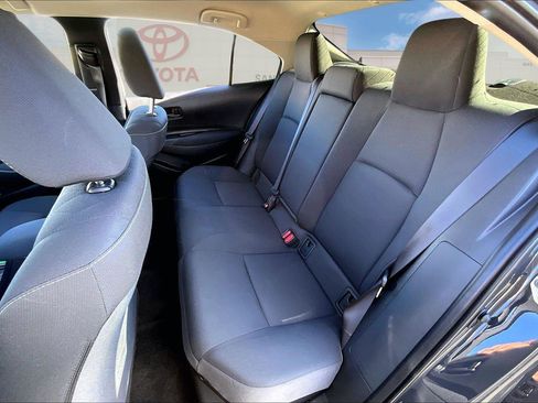 Certified 2025 Toyota Corolla LE image 25