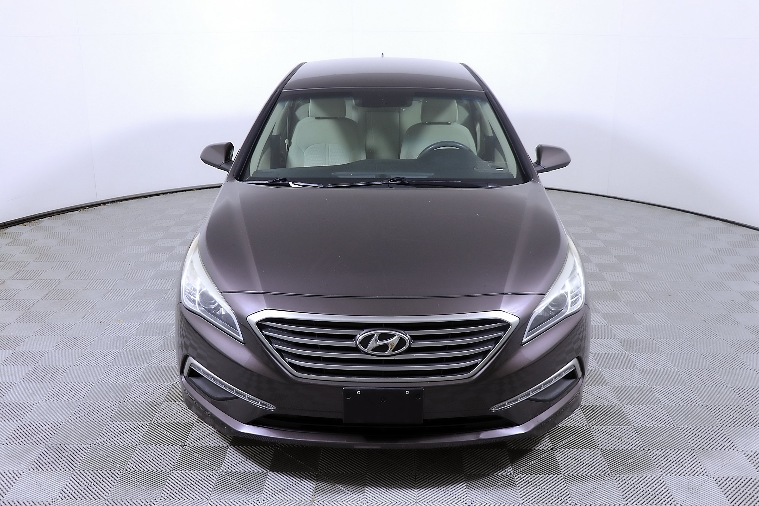 Used 2015 Hyundai Sonata SE FWD image 4