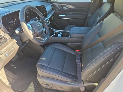 New 2026 Chevrolet Traverse LT image 16