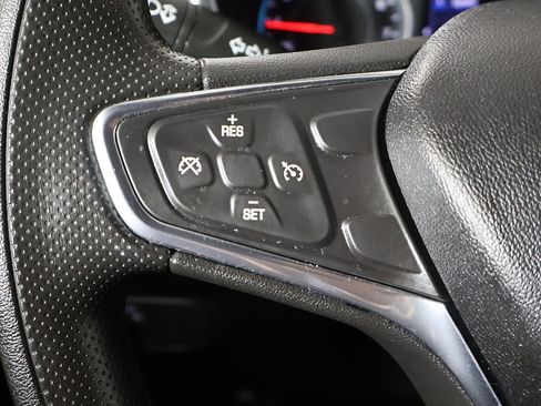 Used 2019 Chevrolet Equinox LT image 34