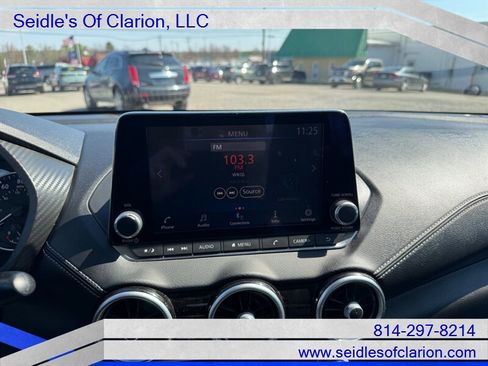 Used 2021 Nissan Sentra SV image 17