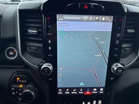 Used 2021 RAM 1500 Big Horn image 15