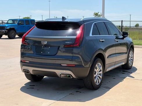 Used 2021 Cadillac XT4 Premium Luxury FWD image 9