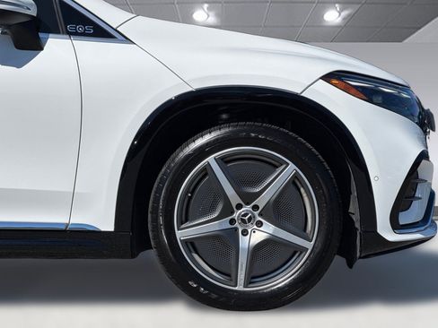 Used 2023 Mercedes-Benz EQS 580 4MATIC SUV image 34