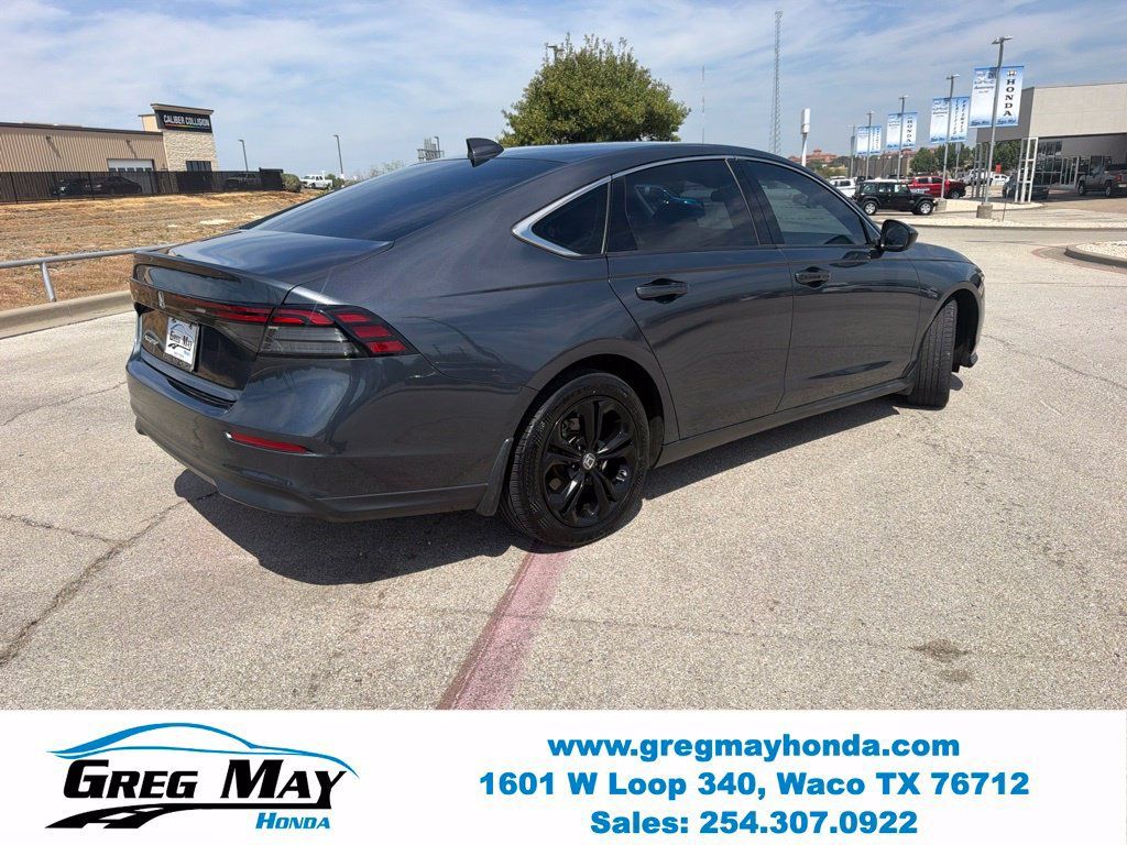 Used 2023 Honda Accord EX image 3