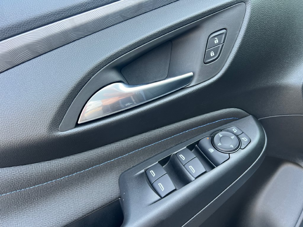 New 2026 Buick Envista Sport Touring w/ Convenience I Package FWD image 14