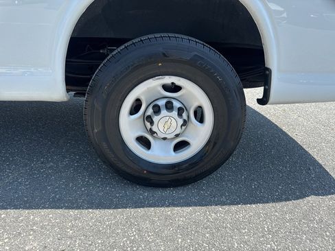 Used 2023 Chevrolet Express 2500 Extended w/ Driver Convenience Package image 24