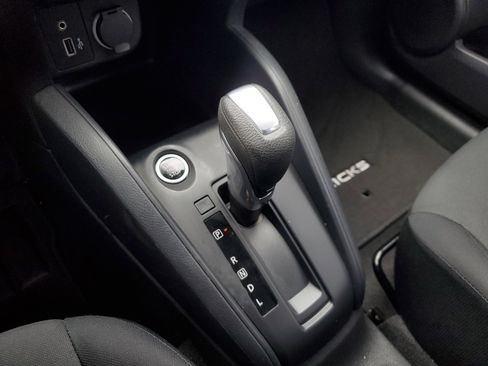 Used 2024 Nissan Kicks S image 22