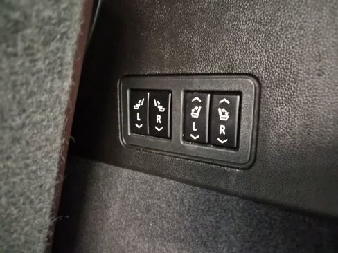 Used 2020 Cadillac XT6 Premium Luxury image 24