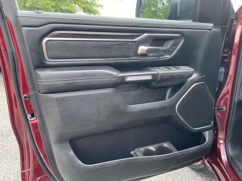 Used 2025 RAM 1500 Laramie AWD/4WD image 16