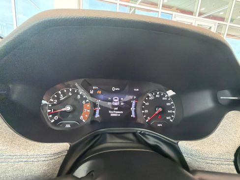 Used 2022 Jeep Compass Latitude AWD/4WD image 3