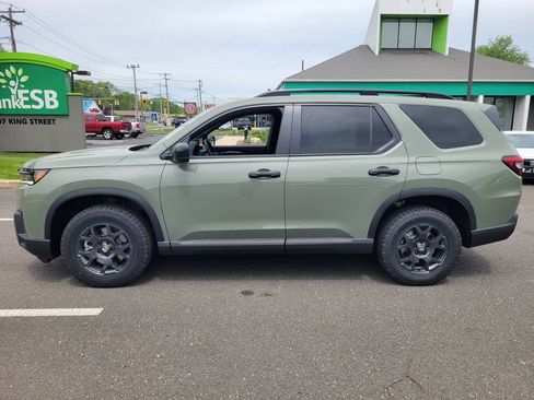 New 2026 Honda Pilot TrailSport image 10