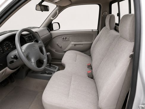 Used 2004 Toyota Tacoma 2WD Regular Cab image 8