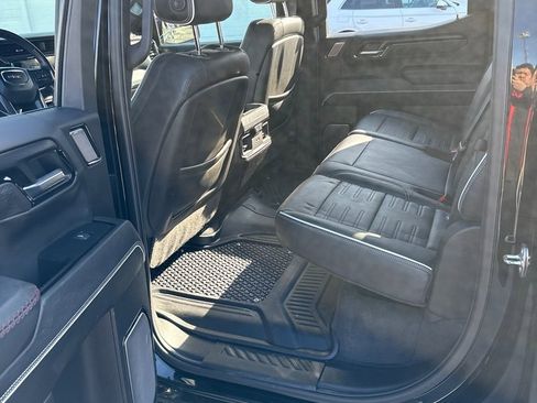 Certified 2023 GMC Sierra 1500 AT4X image 3