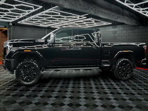 New 2026 GMC Sierra 2500 AT4 w/ AT4 Premium Plus Package AWD/4WD image 22