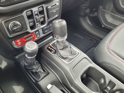 New 2026 Jeep Wrangler Unlimited Rubicon image 12