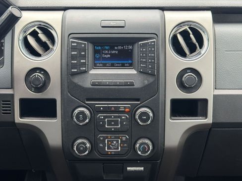 Used 2014 Ford F150 XLT w/ XLT Chrome Package RWD image 23