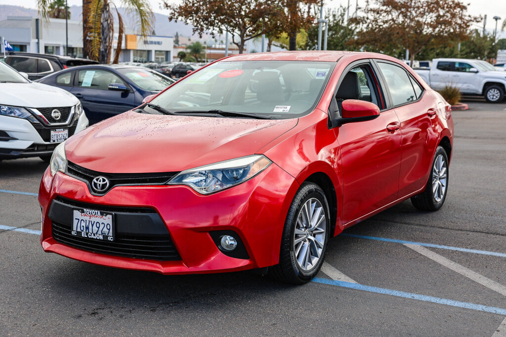 Used 2014 Toyota Corolla LE FWD image 17