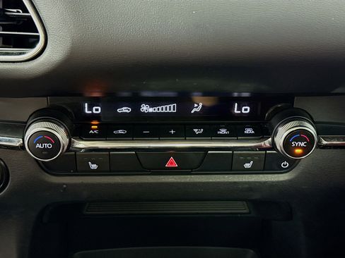 Used 2024 MAZDA CX-30 AWD 2.5 S w/ Preferred Package image 17