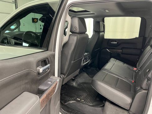 Used 2020 GMC Sierra 1500 Denali w/ Denali Ultimate Package AWD/4WD image 9