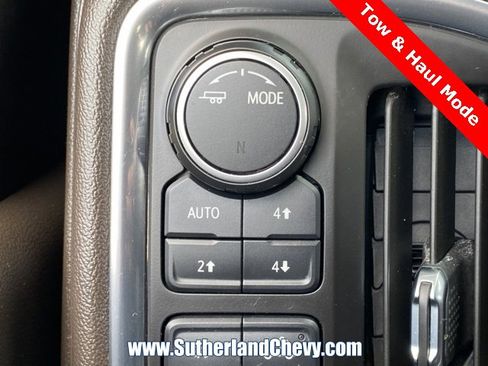 Used 2020 Chevrolet Silverado 2500 LTZ w/ LTZ Plus Package image 35