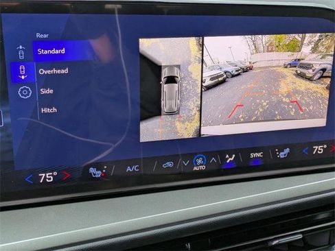 New 2026 Chevrolet Traverse LT w/ Driver Confidence Package image 19