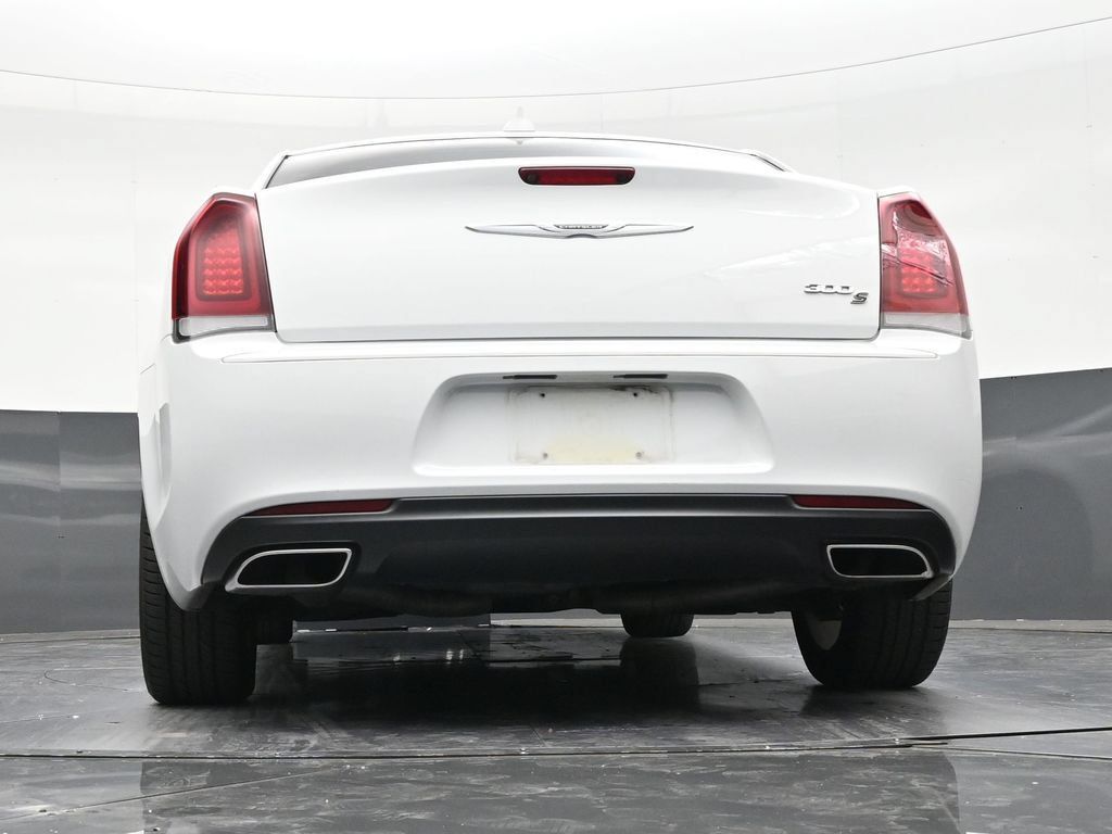 Used 2020 Chrysler 300 S RWD image 23