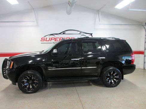 Used 2013 Chevrolet Tahoe LTZ AWD/4WD image 2