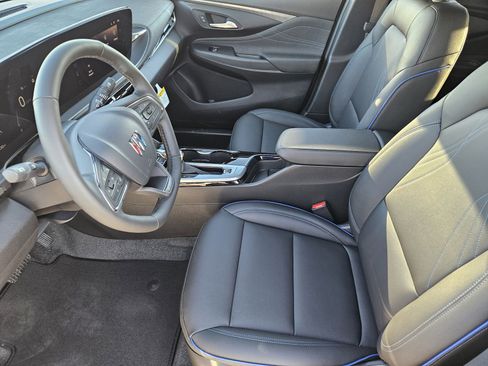 New 2026 Buick Envista Sport Touring w/ Convenience I Package FWD image 9