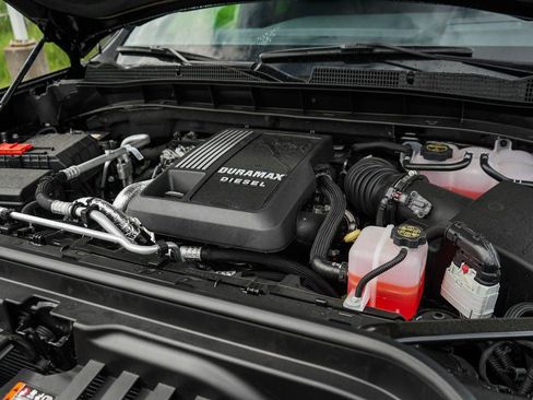 New 2026 GMC Sierra 1500 AT4 w/ Technology Package AWD/4WD image 7