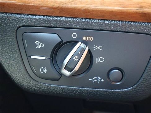 Used 2021 Audi Q5 2.0T Premium Plus AWD/4WD image 17