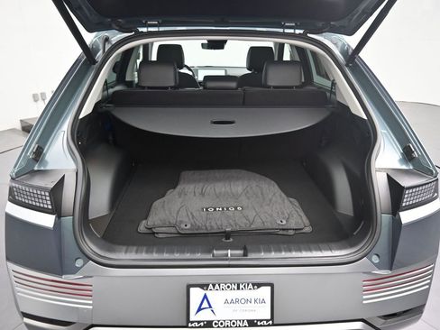 Used 2024 Hyundai Ioniq 5 Limited image 10