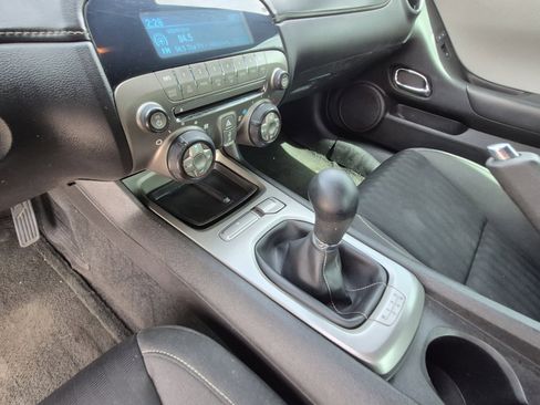 Used 2014 Chevrolet Camaro LS RWD image 12