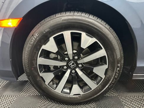 Used 2026 Honda Odyssey EX-L image 40